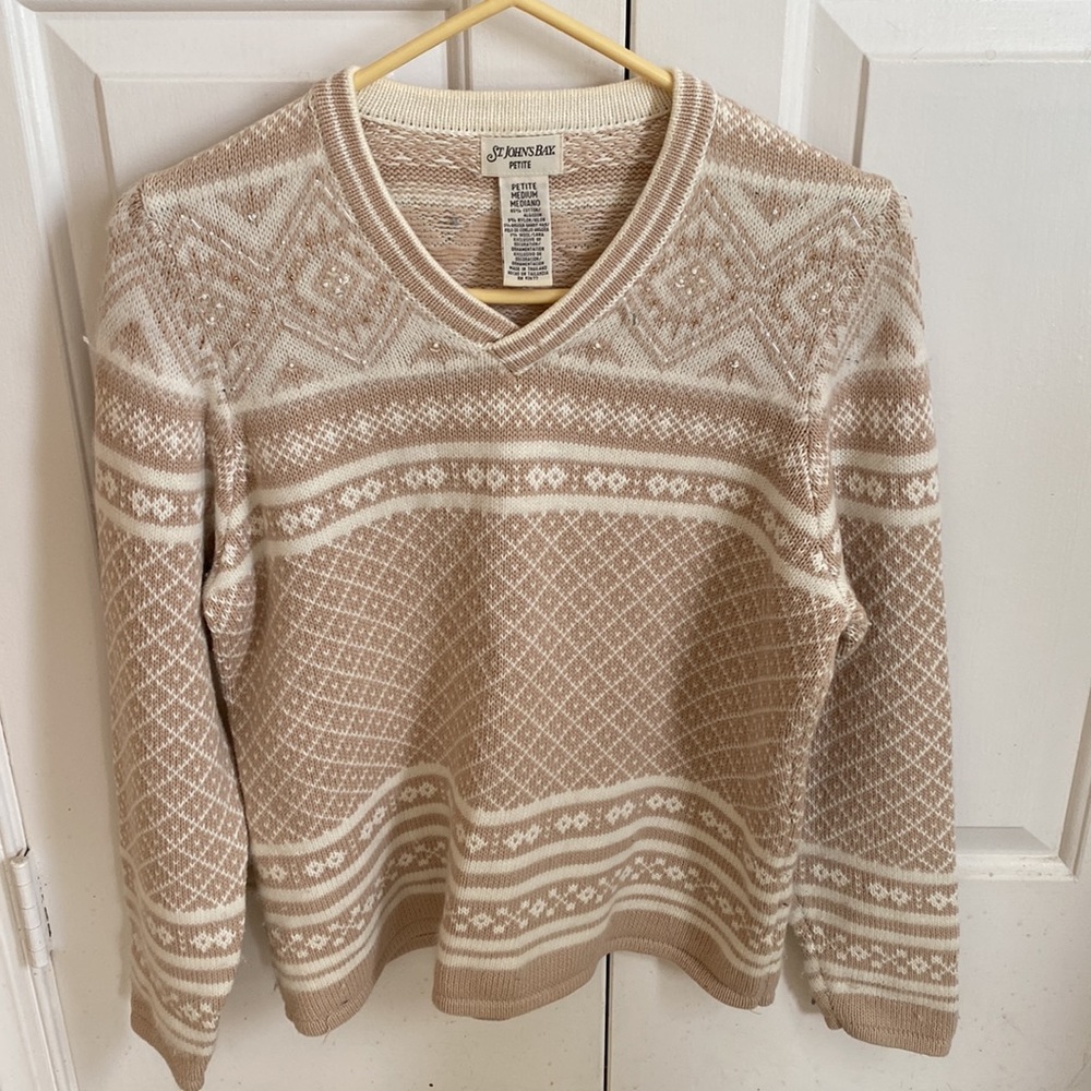 St. John’s Wool V Neck Warm Sweater